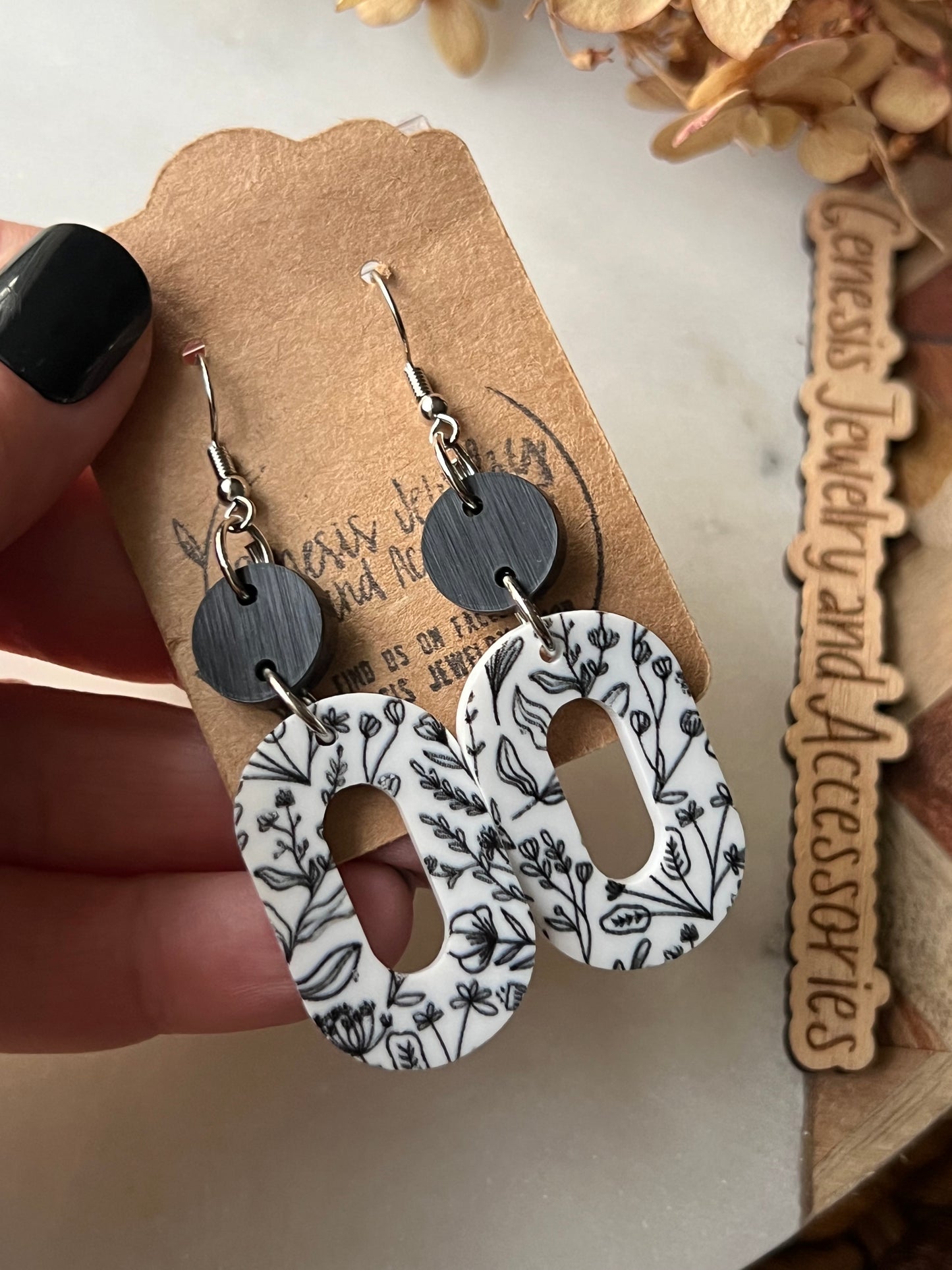 Black + White Floral