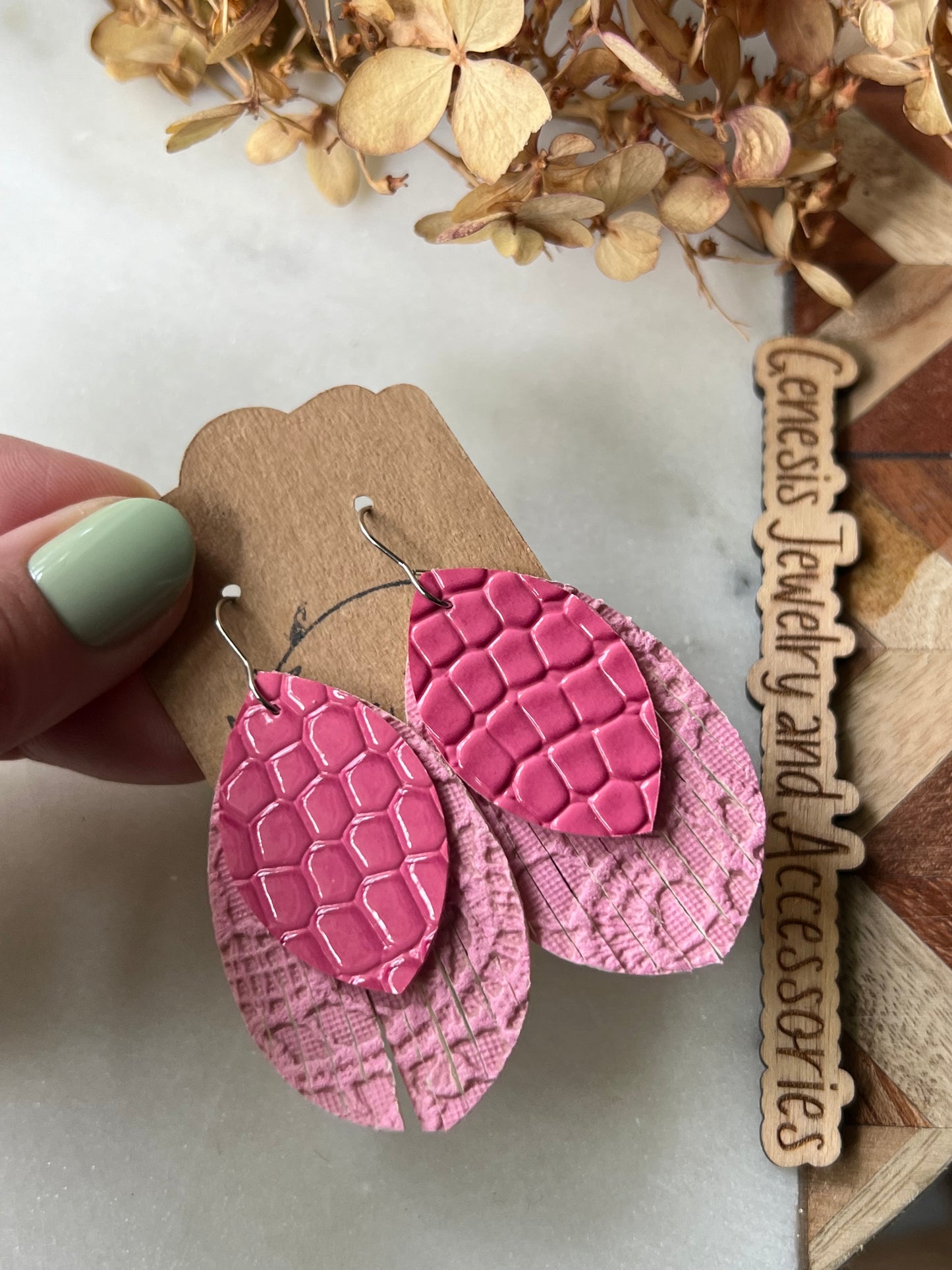 Fringed Leaf - Silver Hook