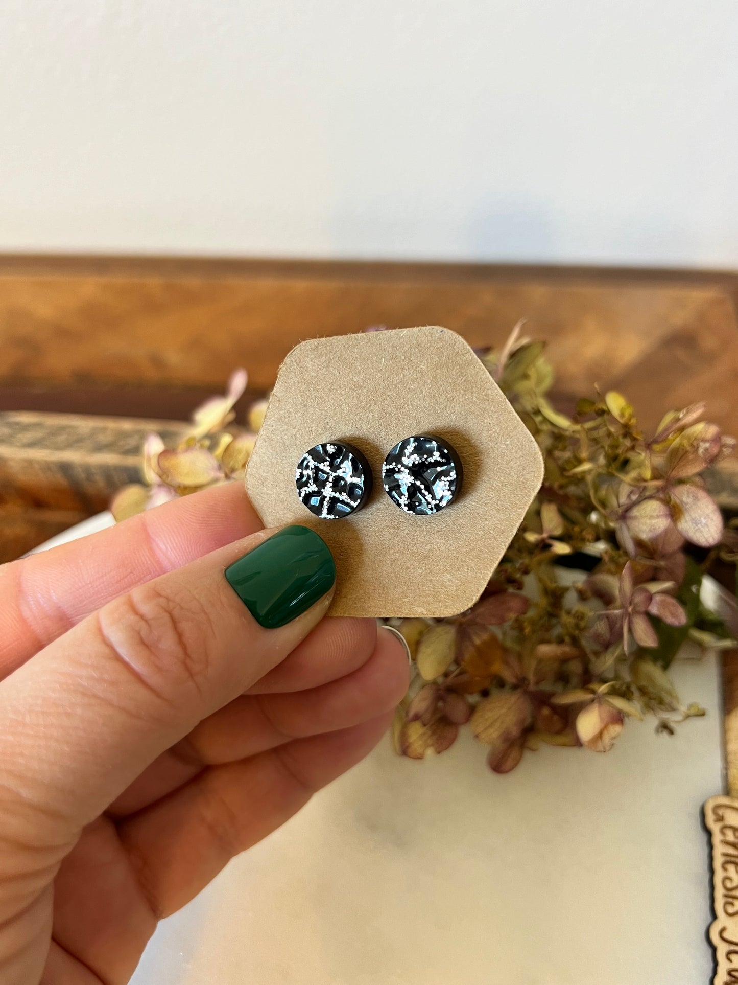 Round Acrylic Studs