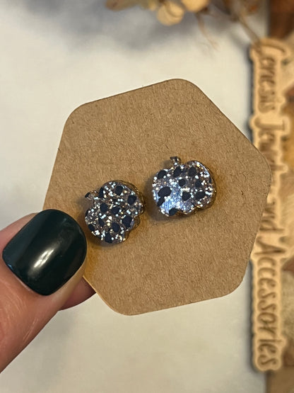 Pumpkin Studs