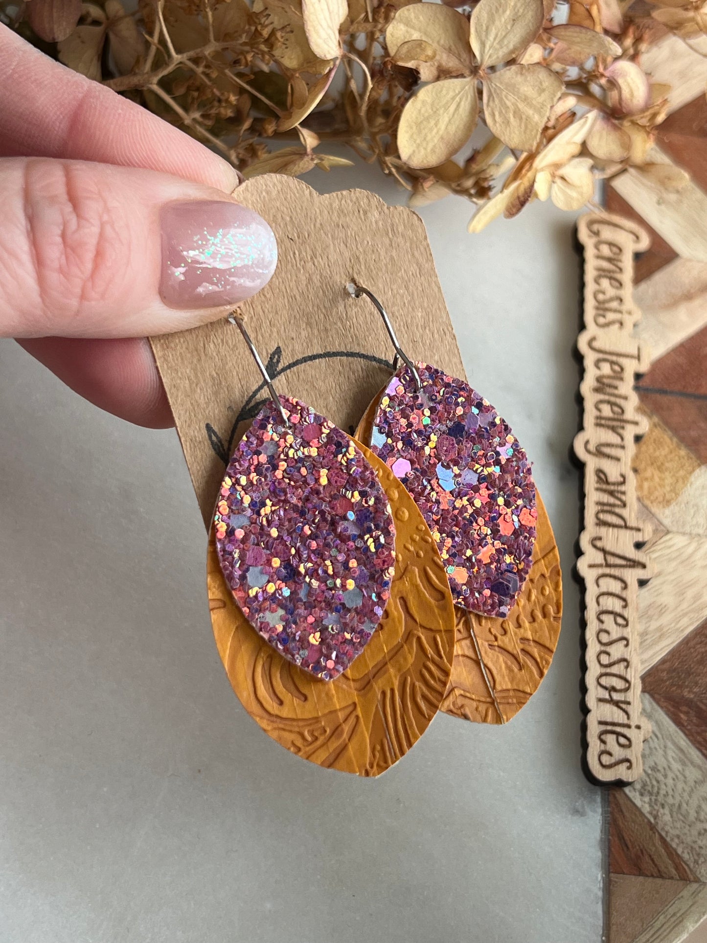 Fringed Leaf - Silver Hook