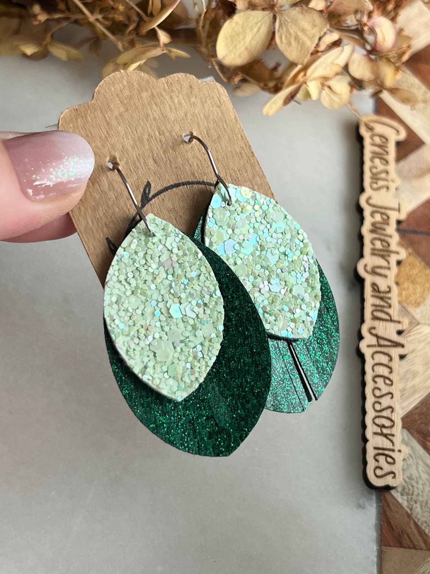 Fringed Leaf - Silver Hook