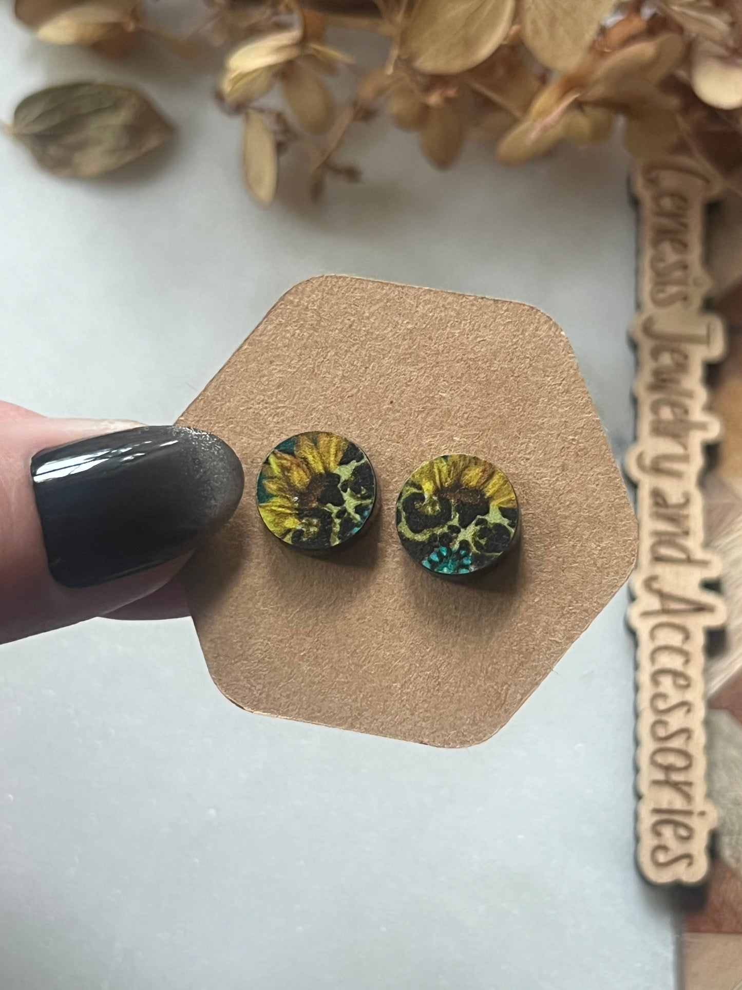 Round Acrylic Studs