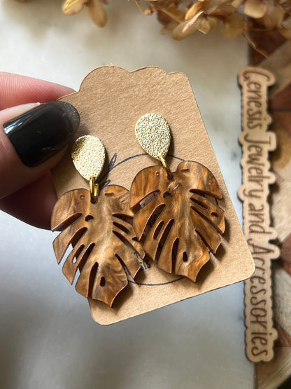 Monstera Leaves