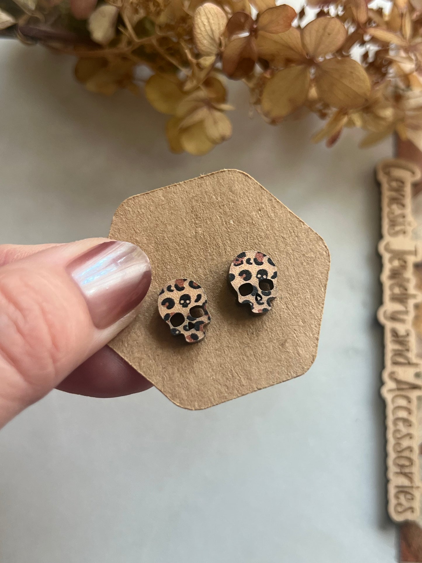 Studs - Acrylic