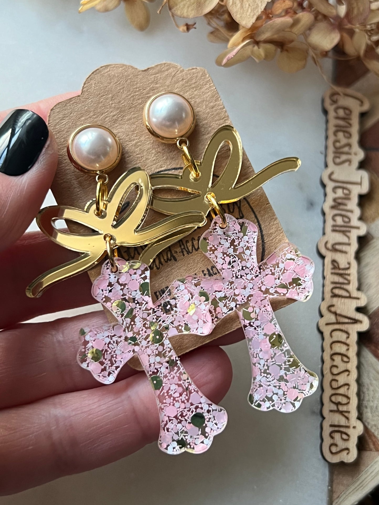Gold Bow & Pearl