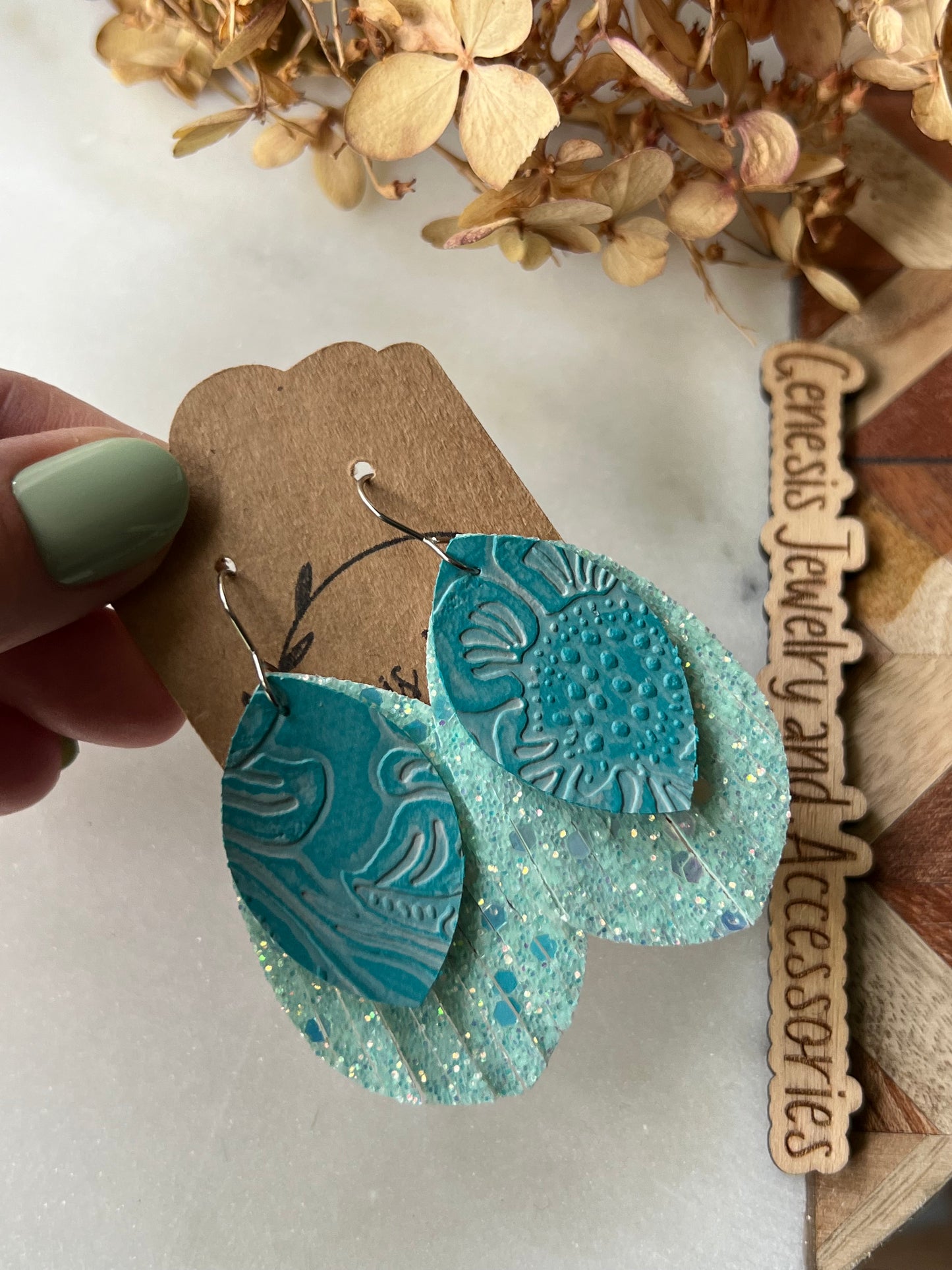 Fringed Leaf - Silver Hook