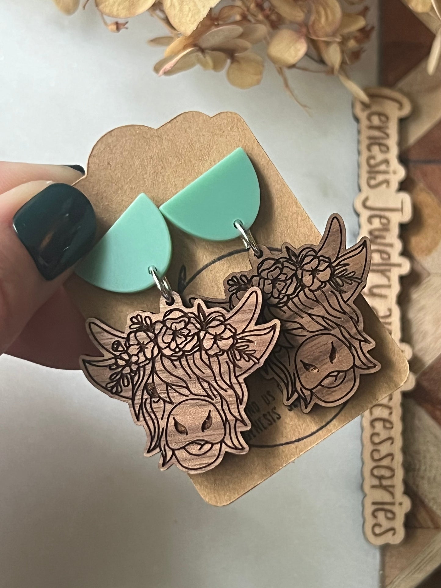 Highland Cow - Wooden