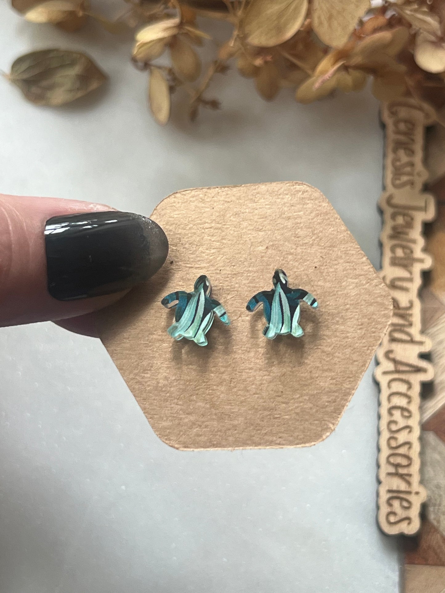 Small Sea Turtles - Acrylic Studs