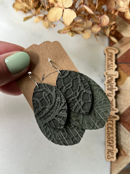 Fringed Leaf - Silver Hook