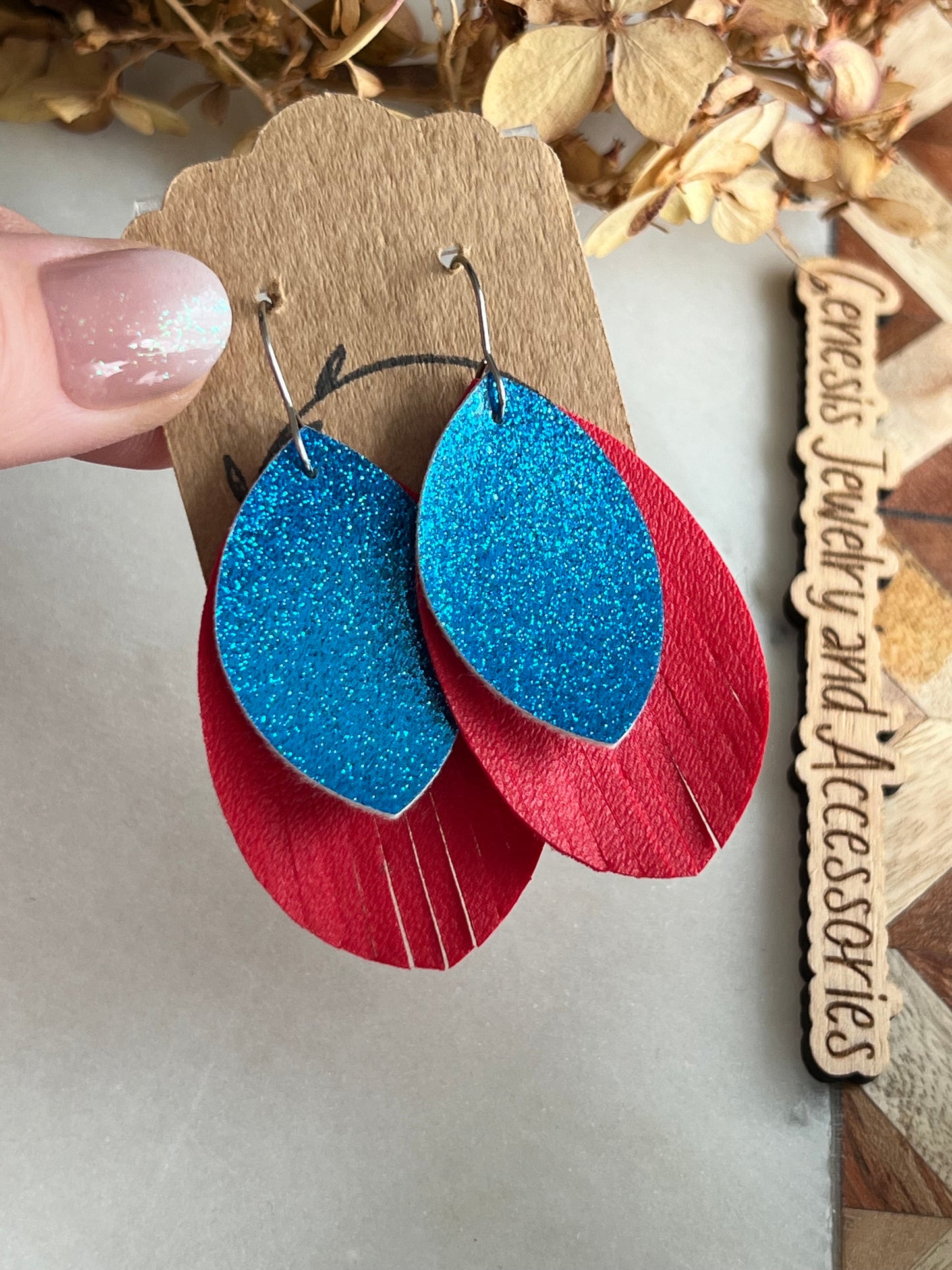 Fringed Leaf - Silver Hook