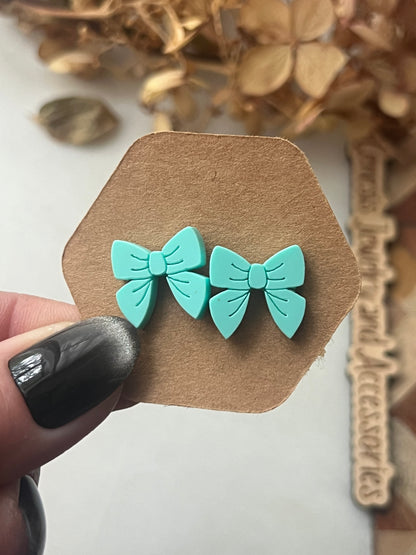 Bows - Studs