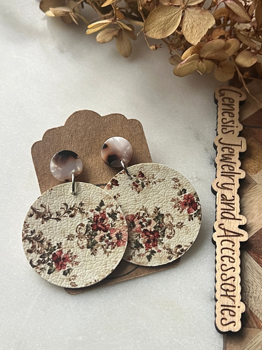 Round Faux Leather w/Stud