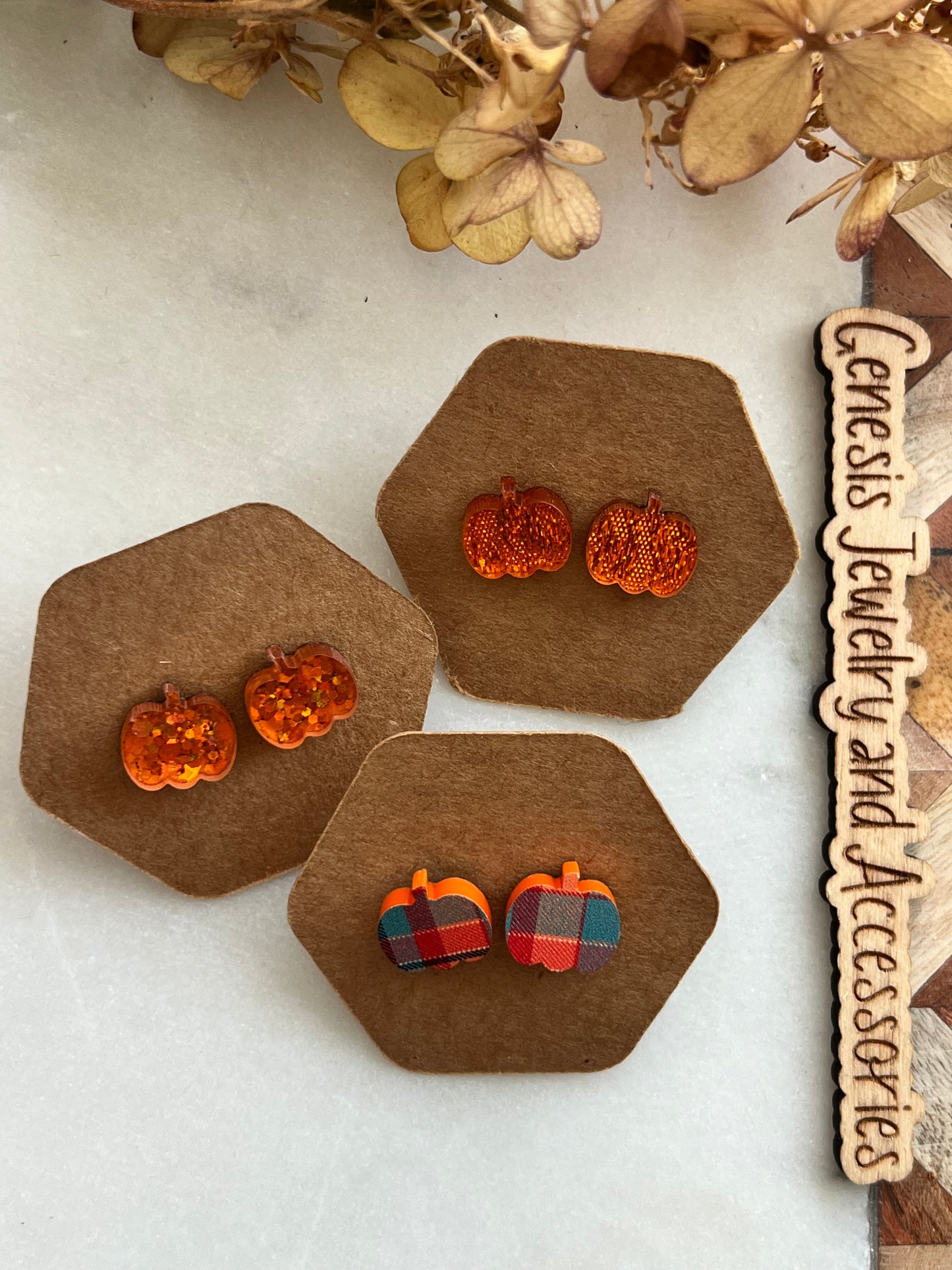 Pumpkin Studs