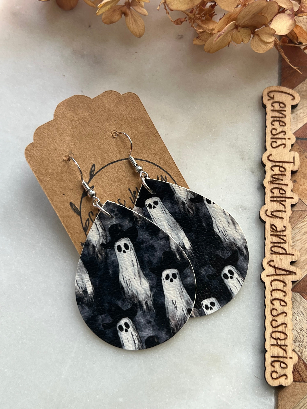 Ghosts, Bats + Spiders