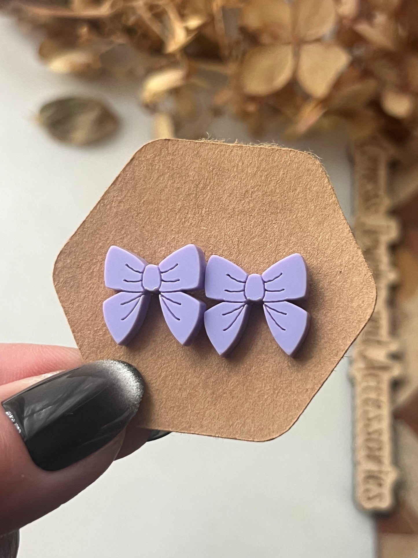 Bows - Studs