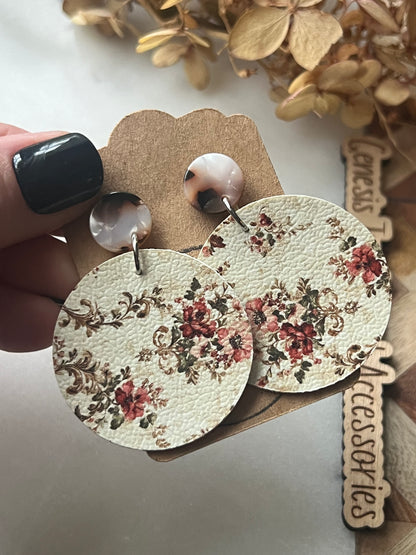 Round Faux Leather w/Stud
