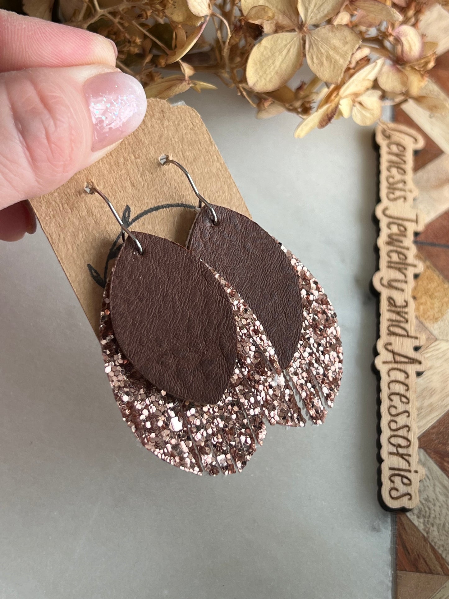 Fringed Leaf - Silver Hook