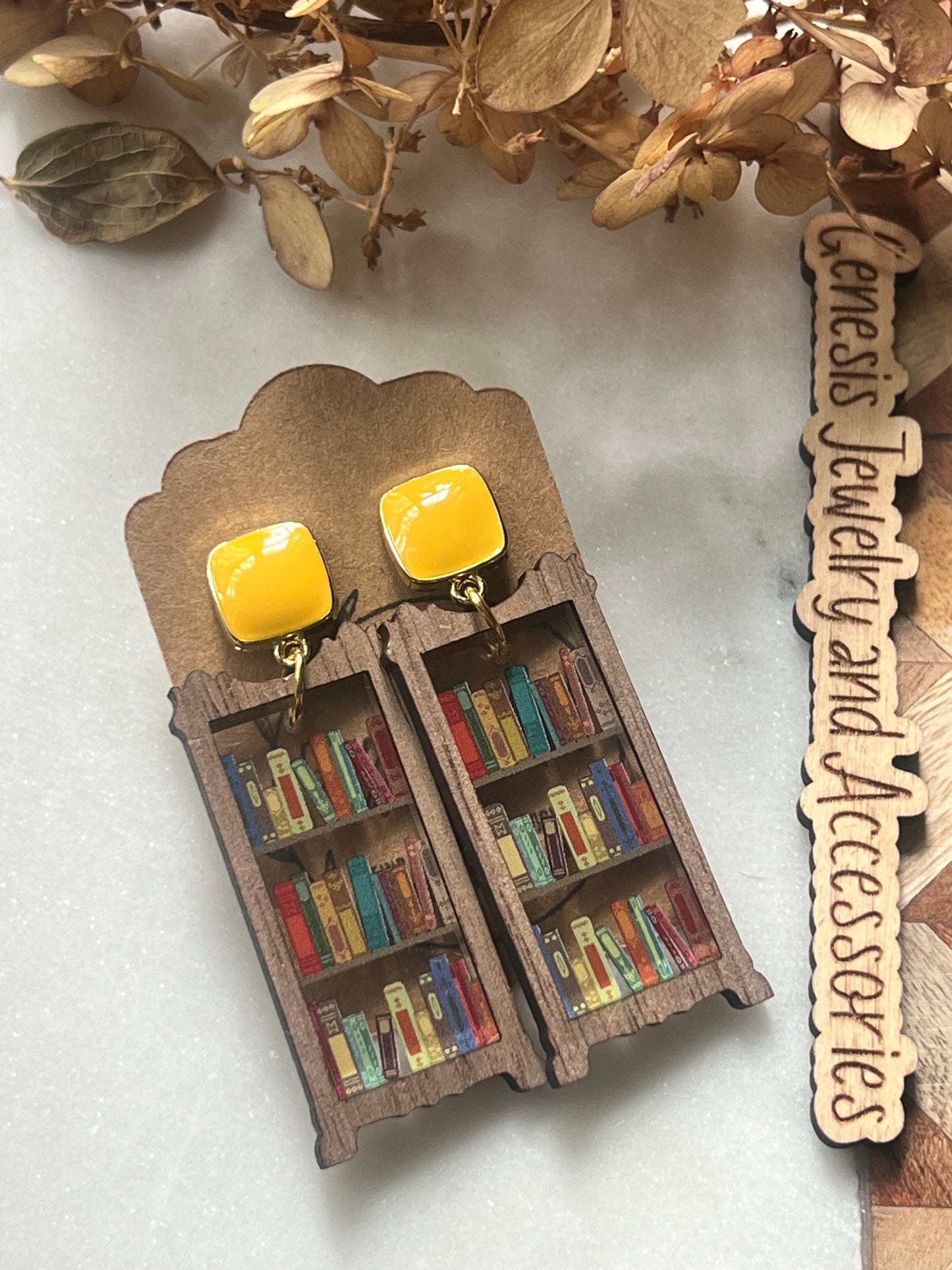 Bookshelf
