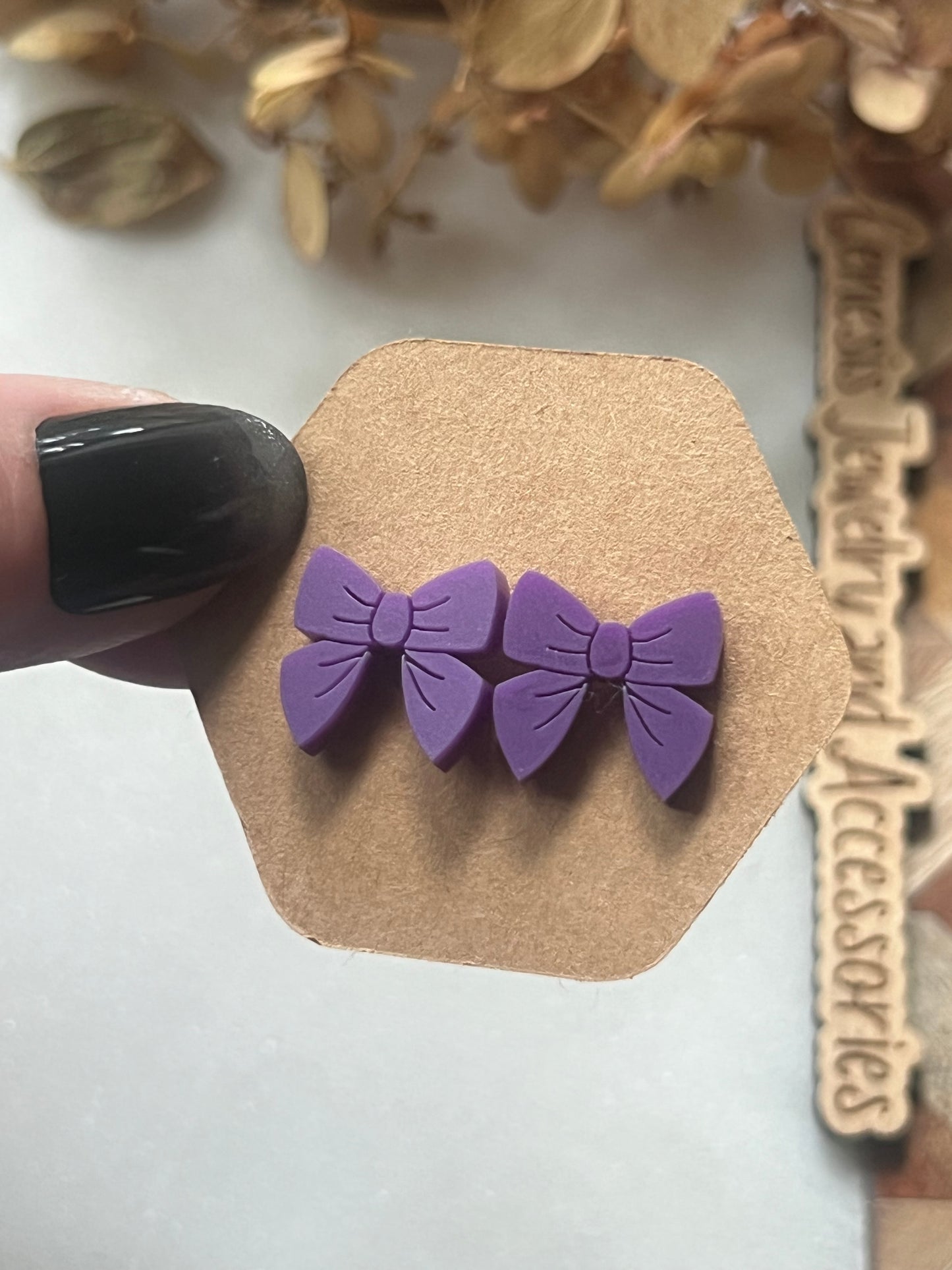 Bows - Studs